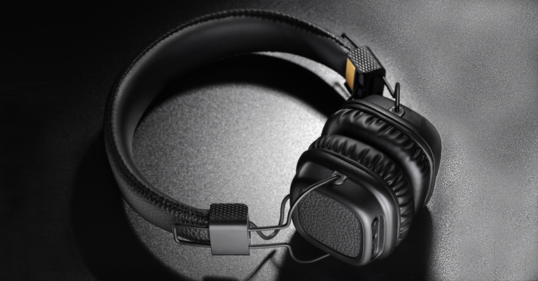 Noise Cancelling Bluetooth Headphones, Christmas Gift for your Employees
